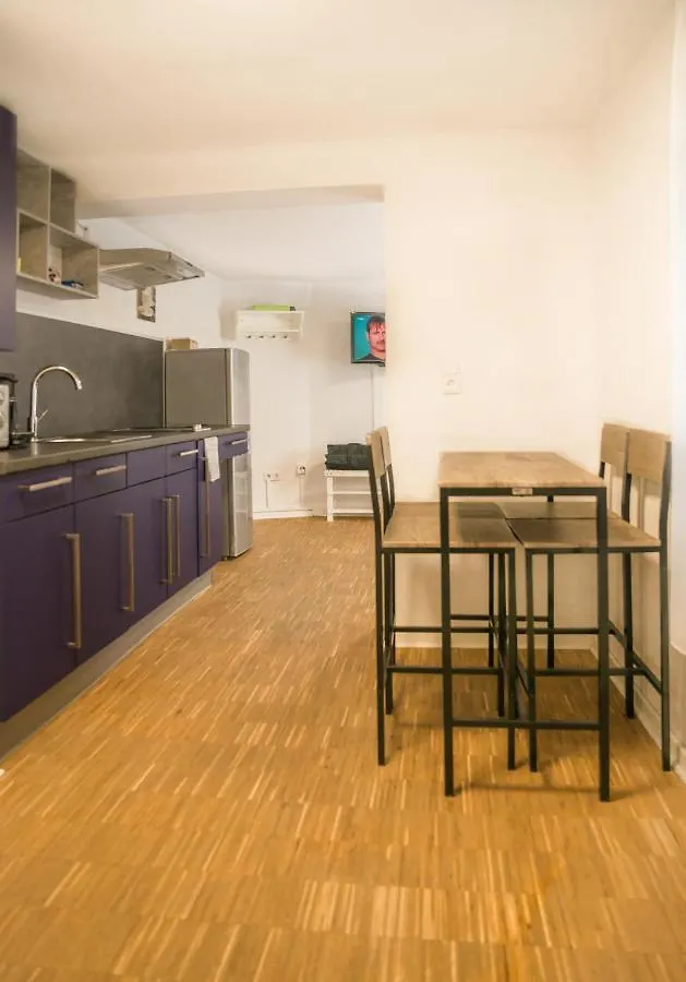 Altstadt Apartment Alisa 뒤셀도르프